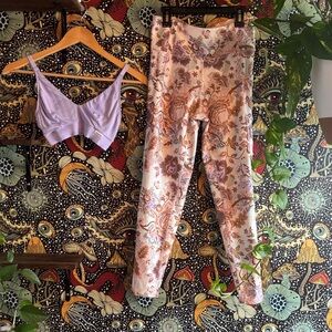 Jessica Simpson Floral Leggings w soft purple sports bra
